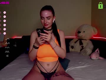 webcam girl fallen_angel_18 live cam image #4062427