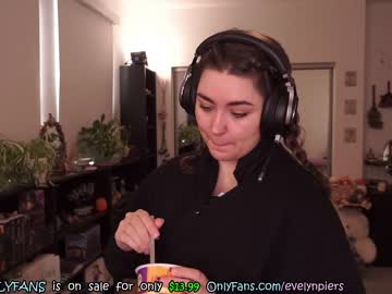 webcam girl evelynpiers live cam image #5286531