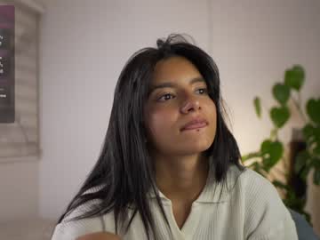 webcam girl urcutelinda live cam image #6149497