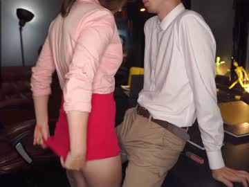webcam girl xxx_downtown_xxx live cam image #195337