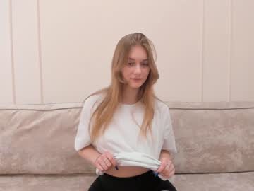 webcam girl hi_hru_bb live cam image #6491576