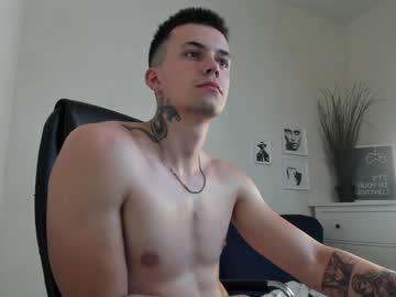 webcam man _bobby_balls_ live cam image #2428232