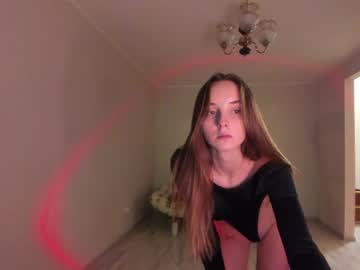 webcam girl golden_bag live cam image #2530795