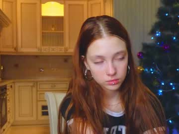 webcam girl shirleywhitney live cam image #6048174
