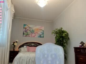 webcam girl flower_nicole live cam image #6895556