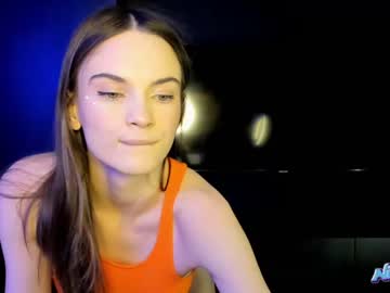 webcam girl gloriamil live cam image #3208405