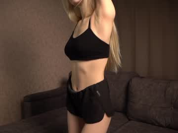 webcam girl cassie130505 live cam image #6835460