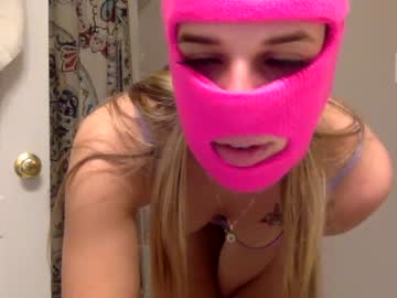 webcam girl blondeski live cam image #3894307