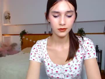 webcam girl li1lee_cherry live cam image #2507242