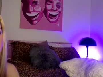 webcam girl tastytilly live cam image #4537071
