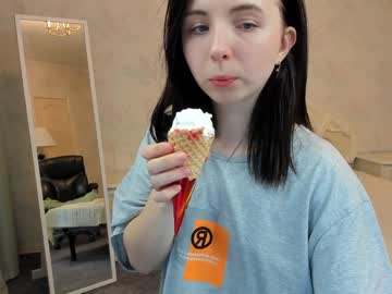 webcam girl kimberlyberry live cam image #2383167