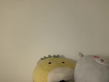 webcam girl xoxo_roseee live cam image #2662078