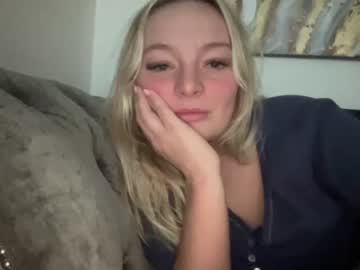 webcam girl kinkychantelle98 live cam image #6076526