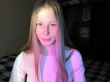 webcam girl jenny_angelok live cam image #3696246