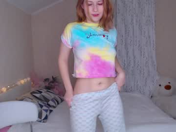 webcam girl liittle_cutie live cam image #1209575