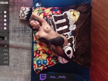 webcam girl tiny_panther live cam image #4515385