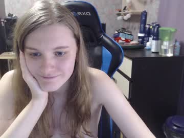 webcam girl tomato_tease live cam image #2682138