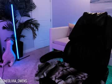 webcam girl oliviaowens live cam image #5087531