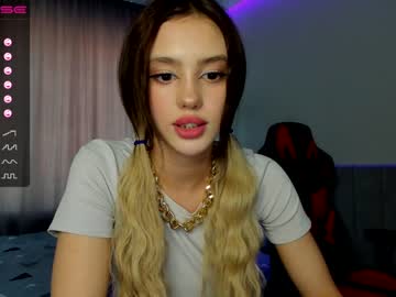 webcam girl angella_kleee live cam image #1909362