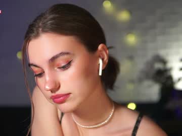 webcam girl hoolybunny live cam image #6652321