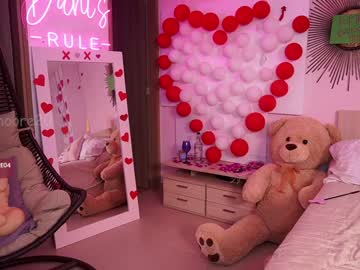 webcam girl dani_moore live cam image #1188614