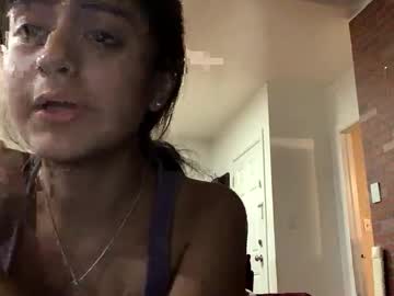 webcam girl sweetiebabyneedsmilkk live cam image #7104700