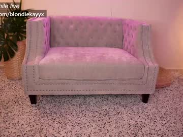 webcam girl blondiekayy live cam image #1899278