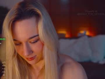 webcam girl emily_fox_official live cam image #4014824