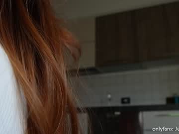 webcam girl therealbonnieclydex live cam image #4012124