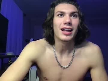 webcam man gavinstrokes live cam image #3615650