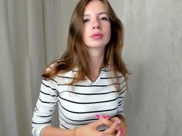 webcam girl brenda_hally live cam image #5125280