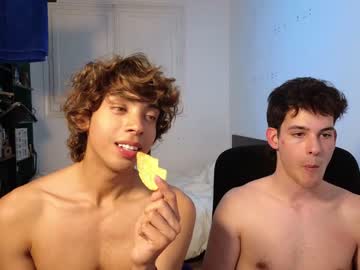 webcam man alessioleone live cam image #6852359