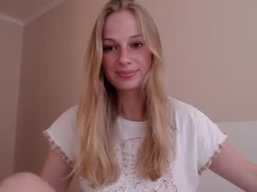 webcam girl magic_couple13 live cam image #4924436