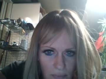 webcam girl bigbootaybrittney live cam image #7001007