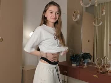 webcam girl loradutt live cam image #7082252