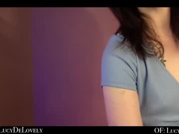 webcam girl lucydelovely live cam image #2358566