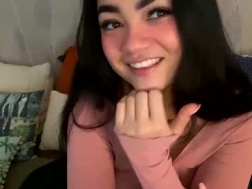 webcam girl annatigarr live cam image #6133331