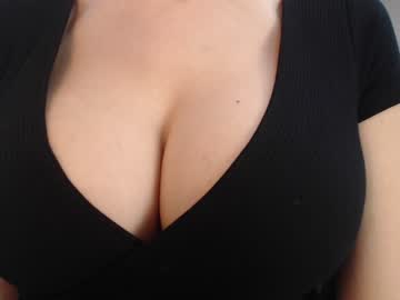 webcam girl eat_mee_out live cam image #2205539
