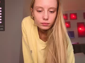 webcam girl callme_star live cam image #5335998