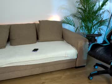 webcam girl naughtyrider69 live cam image #2308516