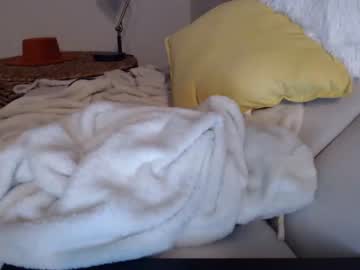 webcam girl _natycutei19 live cam image #3713739