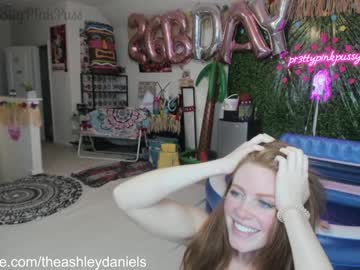webcam girl pr3ttyp1nkpussy live cam image #2007172