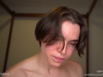 webcam man haydenalexei live cam image #1346462