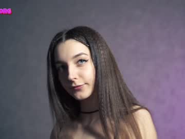 webcam girl angels_kiss live cam image #4426638
