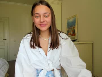 webcam girl eleonora_linn live cam image #2268549
