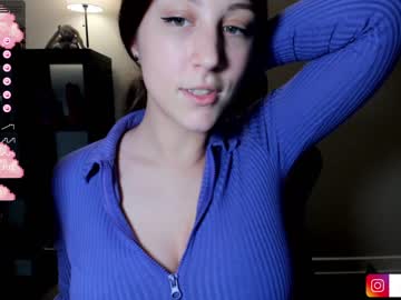 webcam girl alexa_dream live cam image #2780579