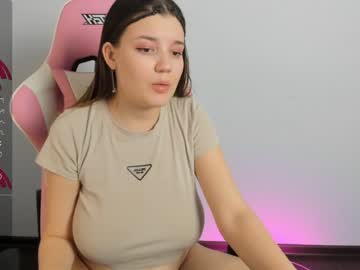 webcam girl holly_llina live cam image #6278208