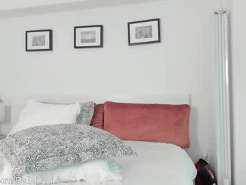 webcam girl doll_lexi live cam image #4137709