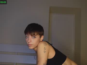 webcam girl agelina_summer live cam image #273698