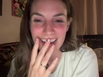 webcam girl haileecamryn live cam image #7050075
